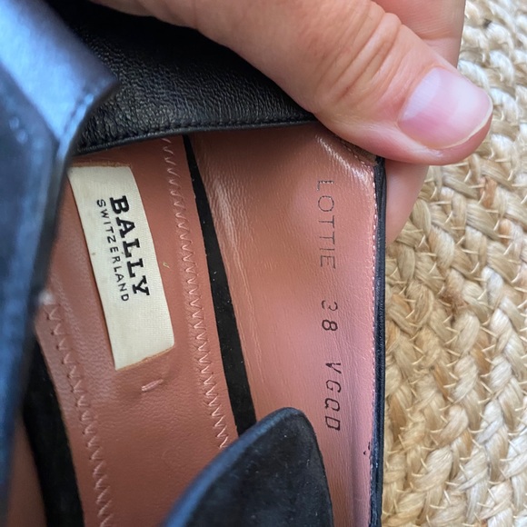 Bally women loafers size 38 . Size 7 - Picture 10 of 13